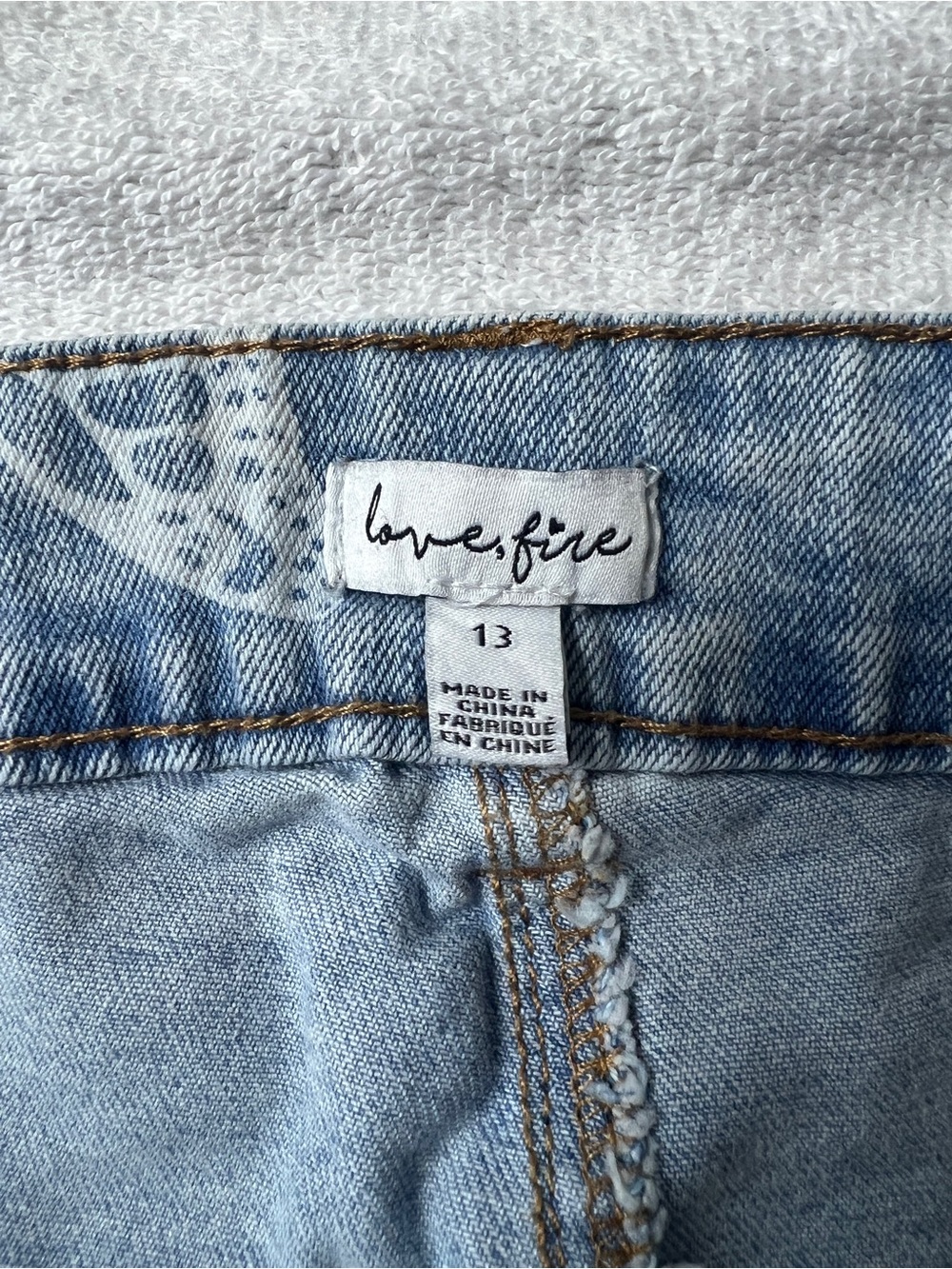 love, Fire Light Blue Boyfriend Jeans with White Butterfly Print - Picture 3 of 6